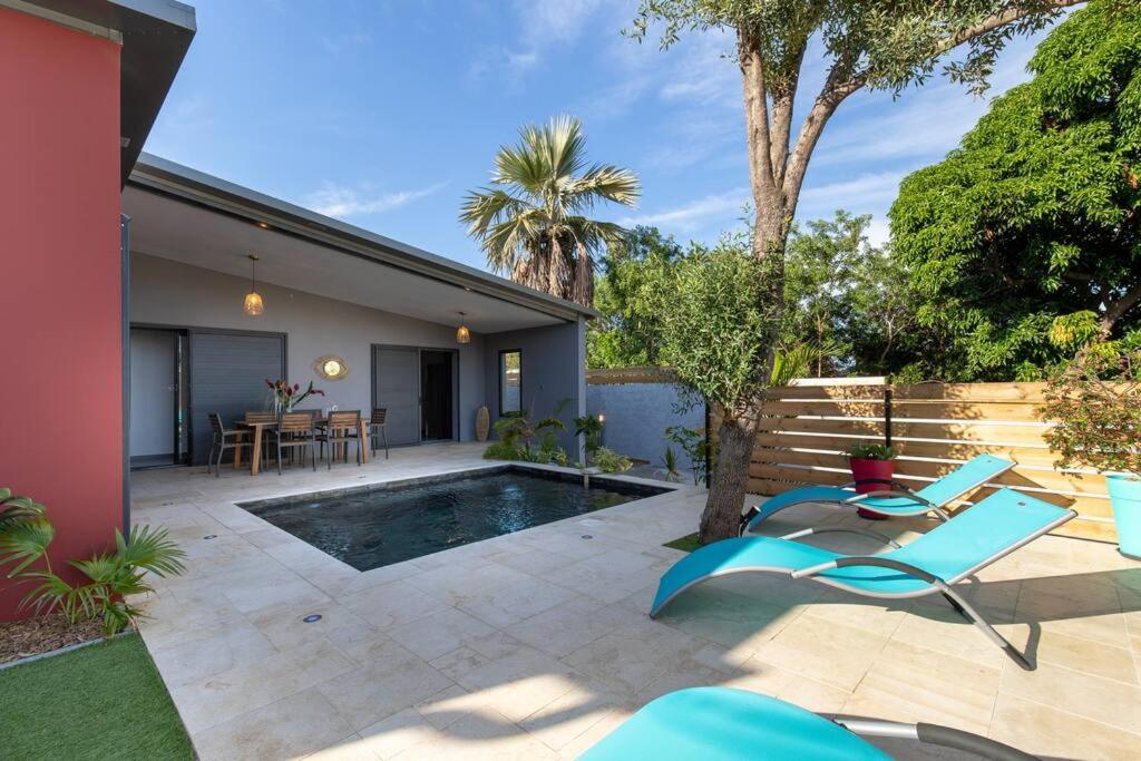 Villa Benjoin St-Pierre Piscine Chauffee Et Mer Saint Pierre Exteriör bild
